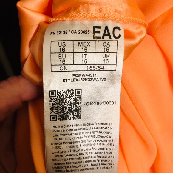 Marciano Ruffle Cold Shoulder Dress. Size 16. - Picture 7 of 7